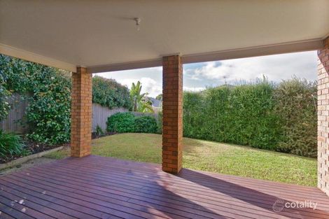 Property photo of 10 Dione Mews Wandana Heights VIC 3216