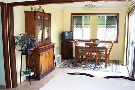 Property photo of 76 Yeramba Road Summerland Point NSW 2259