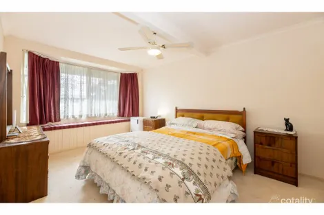 Property photo of 48 Kennedy Street Howlong NSW 2643