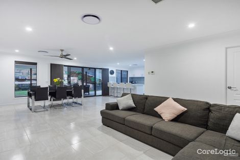 Property photo of 26 Meander Court Ormeau Hills QLD 4208
