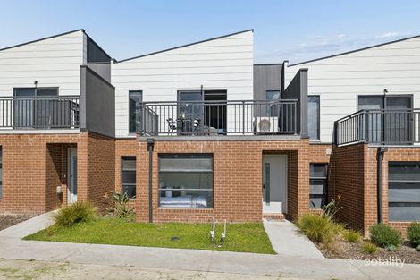 5 Monterey Loop, Clyde, VIC 3978