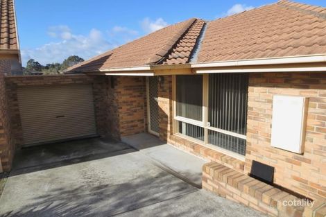 Property photo of 2/55 Broadford Crescent Macleod VIC 3085