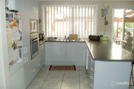Property photo of 34 Archibald Crescent Rosemeadow NSW 2560