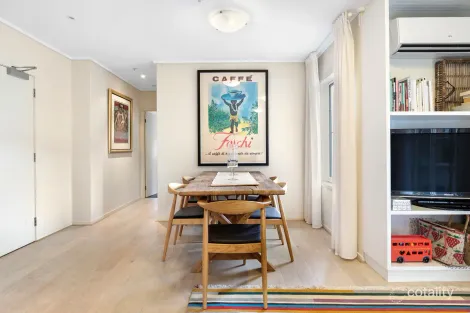 Property photo of 21/62 Wattletree Road Armadale VIC 3143