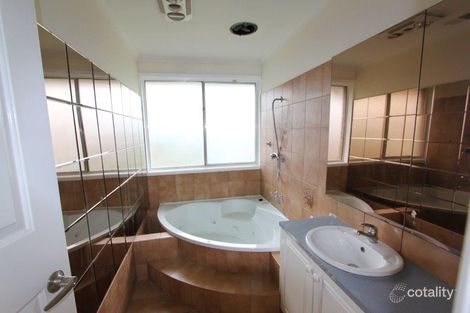 Property photo of 6 Fiona Court Kealba VIC 3021