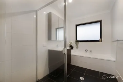 Property photo of 30 Swan Road Pimpama QLD 4209