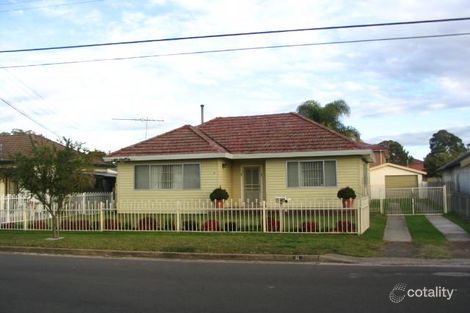 8 Derria St, Canley Heights, NSW 2166