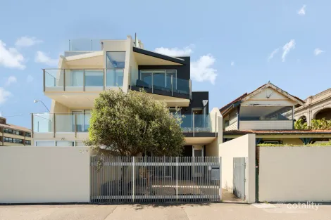 Property photo of 175A Beaconsfield Parade Middle Park VIC 3206