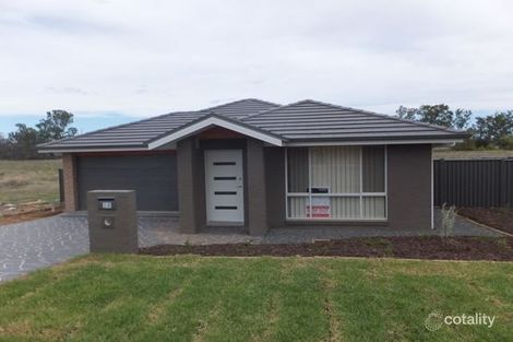 15 Regal Park Dr, Oxley Vale, NSW 2340