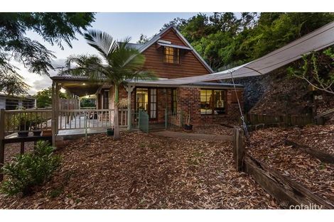 2a Dukinfield St, Bowen Hills, QLD 4006