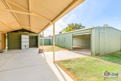 2 Wattlebird Pl, Brookdale, WA 6112