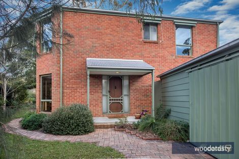 Property photo of 10 Sugargum Court Nunawading VIC 3131