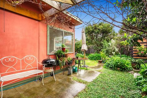 Property photo of 19 Wattle Grove McKinnon VIC 3204