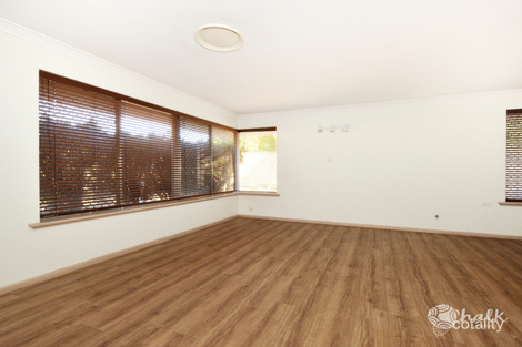 Property photo of 6 Nathaniel Way Orelia WA 6167