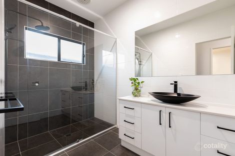 Property photo of 18 Sturt Place Upper Kedron QLD 4055