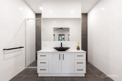 Property photo of 18 Sturt Place Upper Kedron QLD 4055