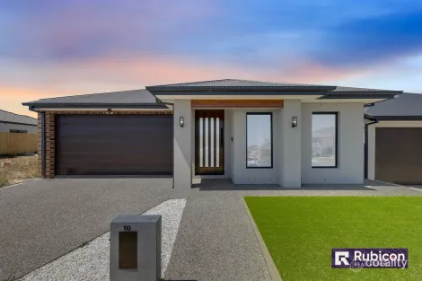 Property photo of 10 Sparrowhawk Crescent Deanside VIC 3336