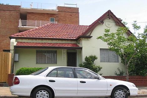 2 Greenbank St, Marrickville, NSW 2204