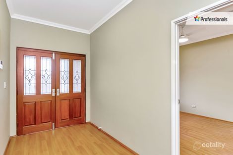 Property photo of 2/15 Queen Street Bentley WA 6102