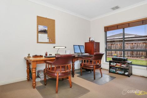 Property photo of 25 Yuruga Boulevard Point Cook VIC 3030