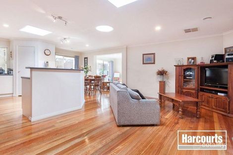 Property photo of 23 Riverglen Road Berwick VIC 3806