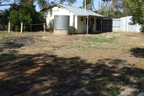 8 Elizabeth St, Balaklava, SA 5461