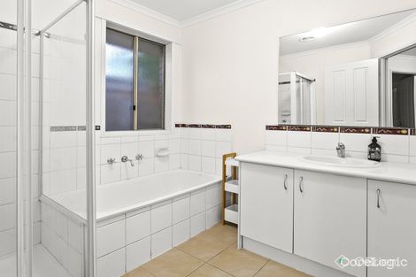 Property photo of 25 Natisone Place Skye VIC 3977