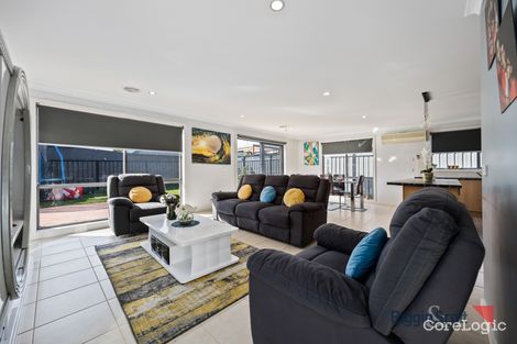 Property photo of 4 Eagleridge Promenade Tarneit VIC 3029