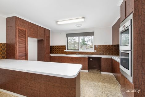 Property photo of 2 Laurel Grove North Blackburn VIC 3130