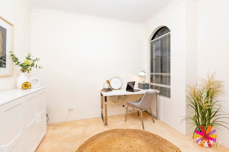Property photo of 48 Griffin Crescent Manning WA 6152