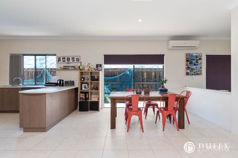 Property photo of 8 Riceflower Boulevard Halls Head WA 6210