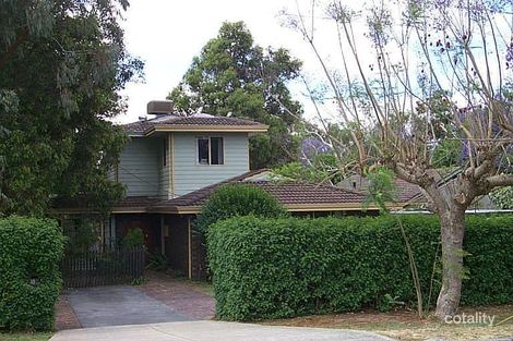 18 Armitage Rd, Kelmscott, WA 6111