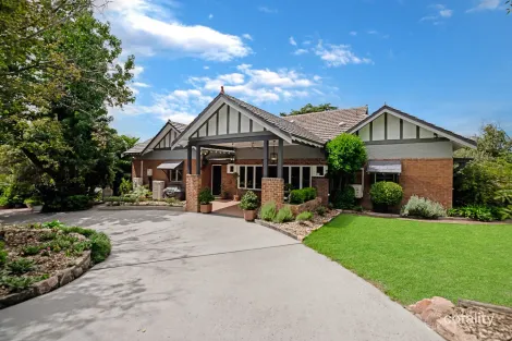 383 Russell St, Bathurst, NSW 2795