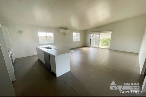 Property photo of 3 Summer Red Court Blackwater QLD 4717