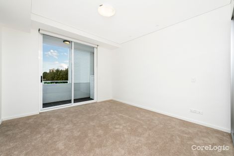 Property photo of 301/7-11 Magnolia Drive Breakfast Point NSW 2137