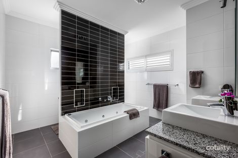 Property photo of 11 Hoffman Street Thirroul NSW 2515