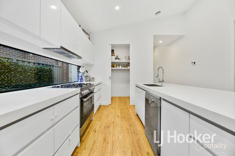 Property photo of 3 Boonwurrung Street Cranbourne East VIC 3977