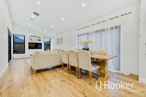 Property photo of 3 Boonwurrung Street Cranbourne East VIC 3977