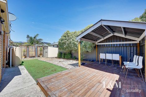 Property photo of 9 Girraween Crescent Craigieburn VIC 3064