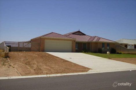 10 Ocean Queen Dr, Wandina, WA 6530