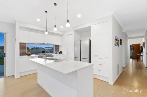 Property photo of 30 Daybreak Avenue Armstrong Creek VIC 3217