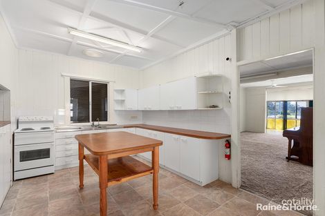 Property photo of 16 Prince Street Dinmore QLD 4303