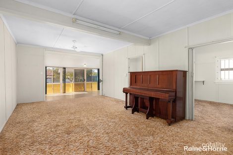 Property photo of 16 Prince Street Dinmore QLD 4303