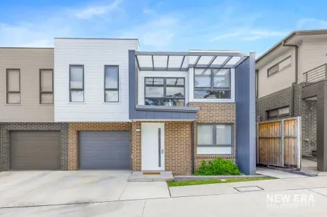 Property photo of 5 Calamvale Glade Riverstone NSW 2765