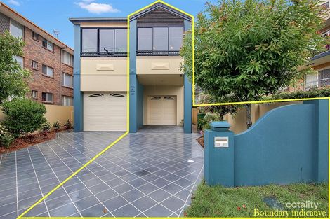 1/32 Genoa St, Surfers Paradise, QLD 4217