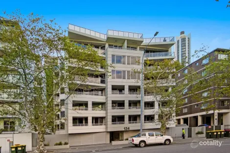 18/134 Mounts Bay Rd, Perth, WA 6000