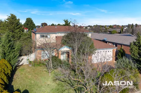 Property photo of 37 Kenswick Drive Hillside VIC 3037