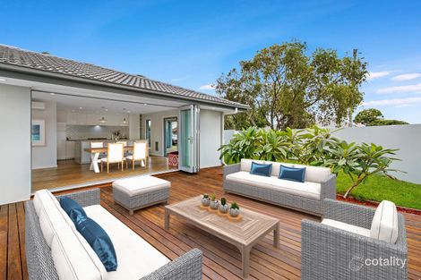 Property photo of 2 O'Grady Drive Paradise Point QLD 4216