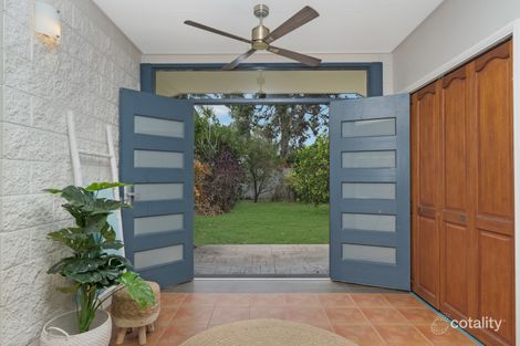 Property photo of 2 Manuka Court Bushland Beach QLD 4818