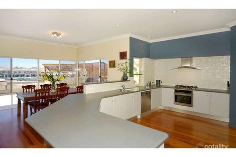 Property photo of 107 Westview Parade Wannanup WA 6210